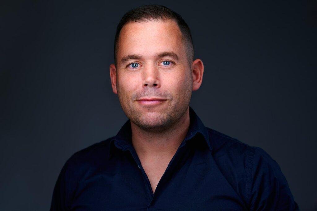 Coach Joey van den Beuken uit Limburg tijdens een persoonlijke coachingssessie